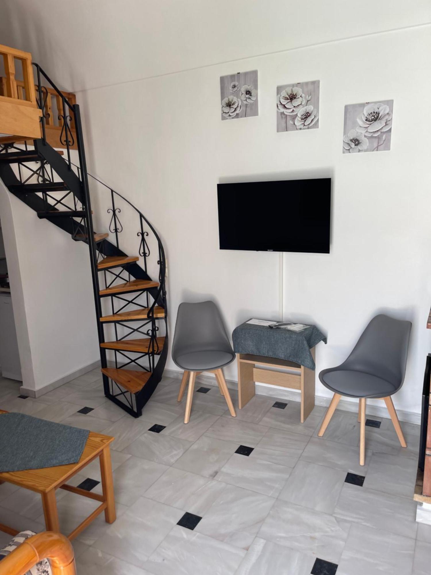Tarelis Apartments & Studios Kamári 외부 사진
