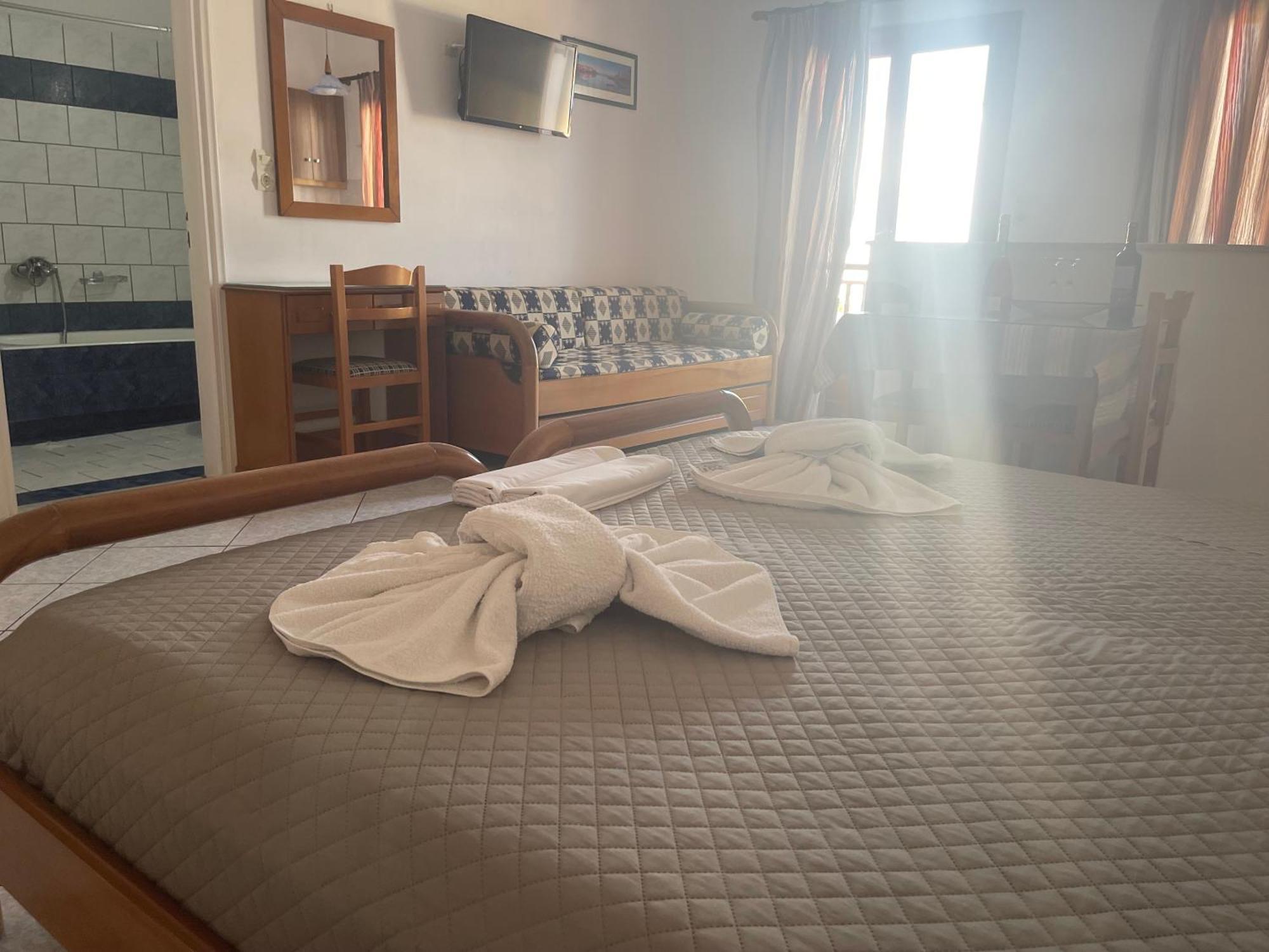 Tarelis Apartments & Studios Kamári 외부 사진