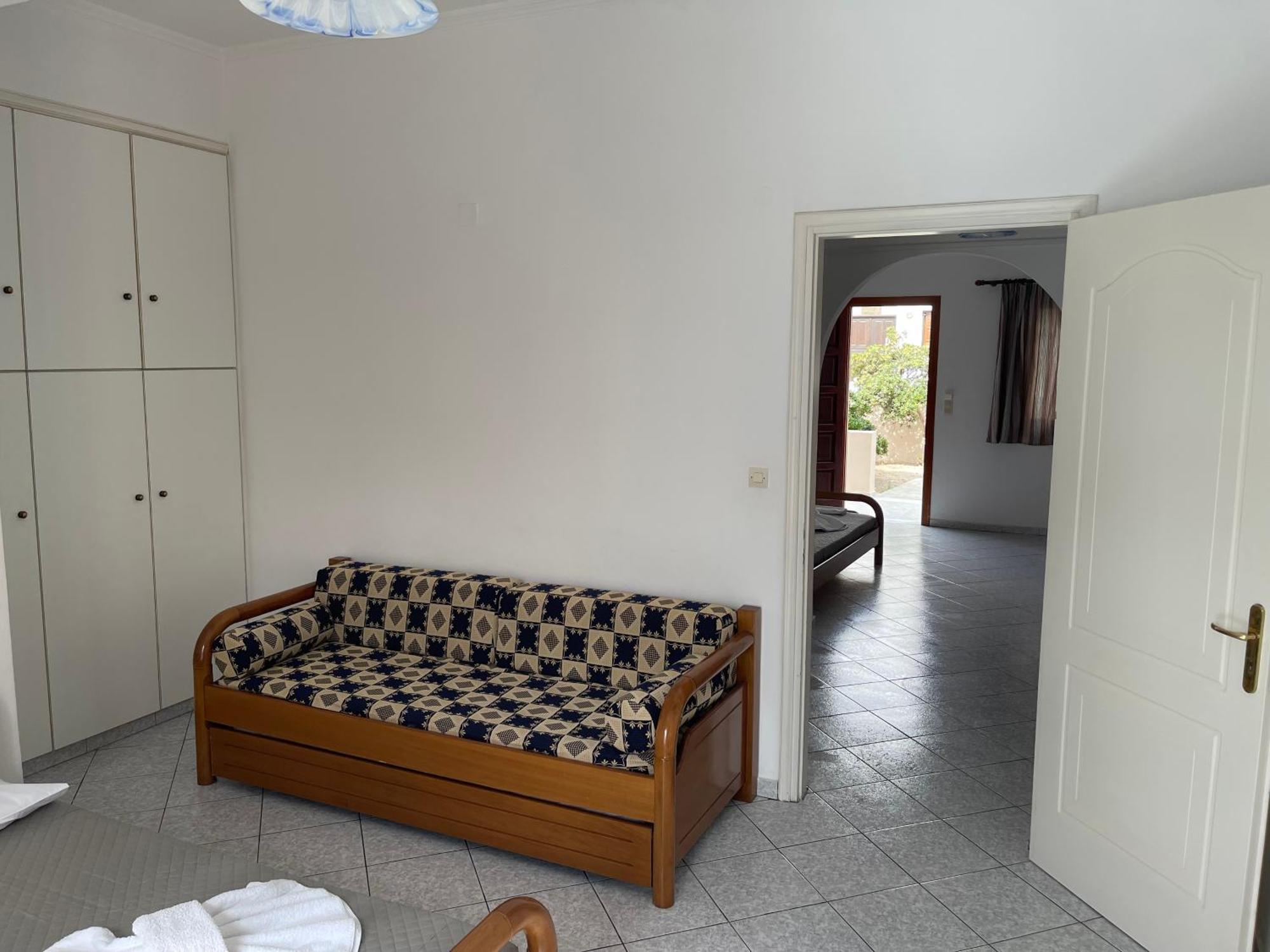 Tarelis Apartments & Studios Kamári 외부 사진